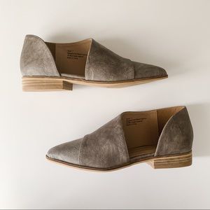 VICI Collection | Beast Carter D’Orsay Flats NEW